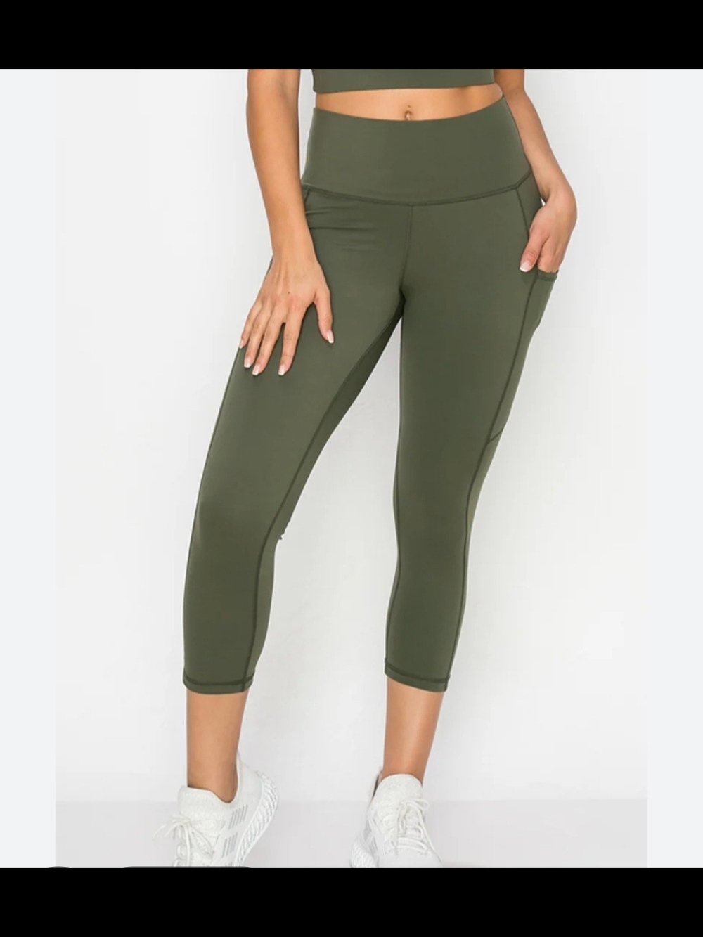 Yelete Olive Green High-Rise Capri Leggings with Side Pocket
